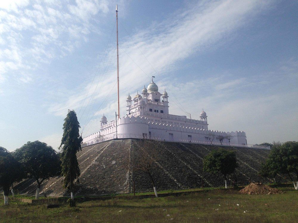 Gurudwara Parivar Vichora