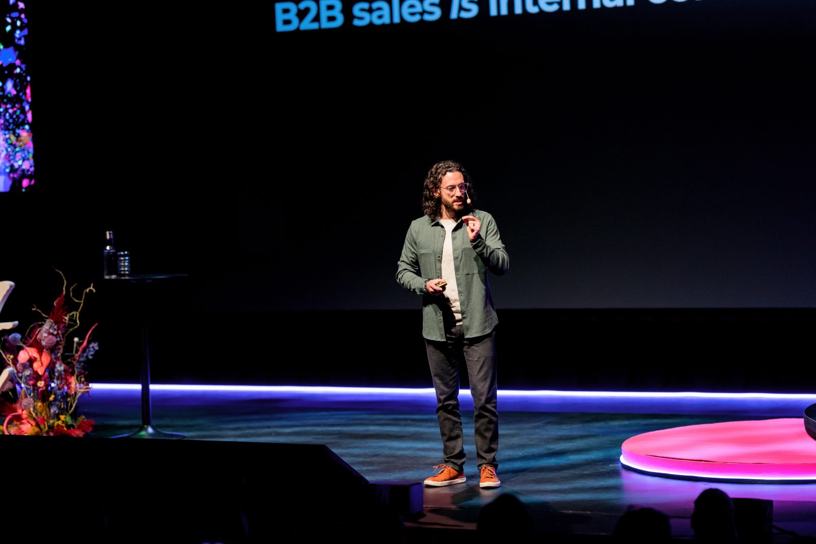 Main stage, B2B sales is internal selling
