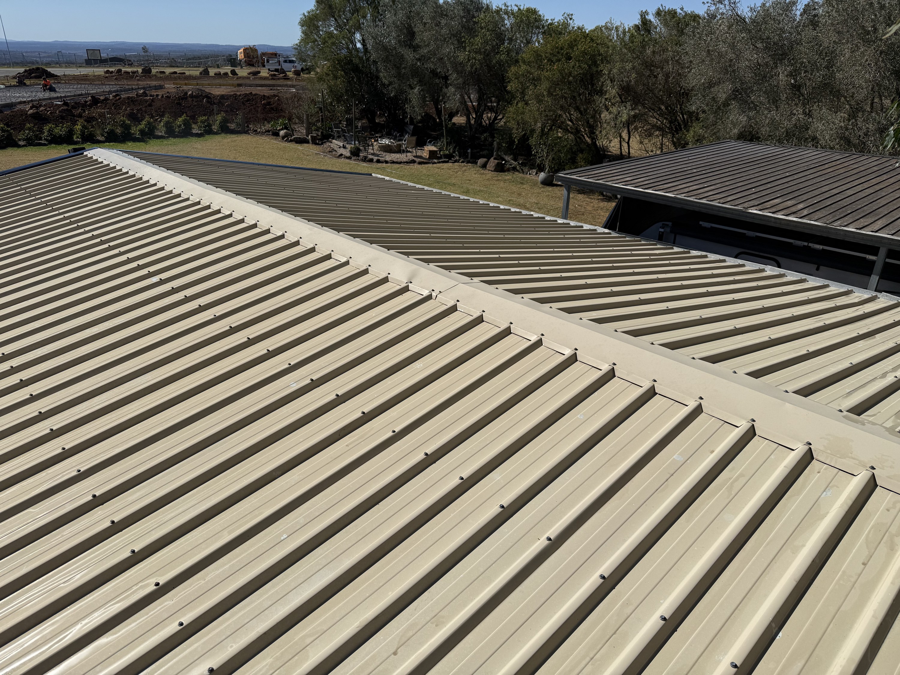 The same Toowoomba roof cleaned, with the carport roof behind it