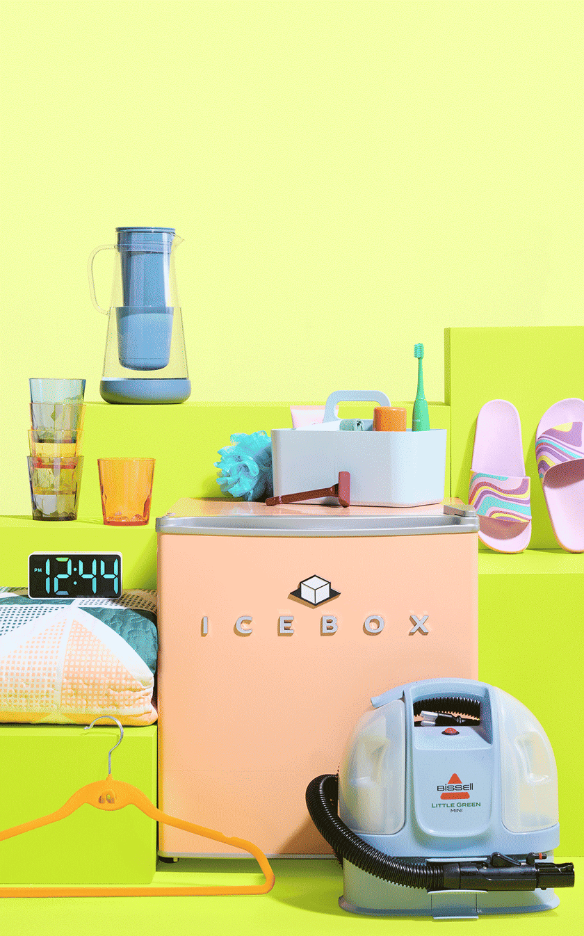 Amazon Off to College dorm essentials motion asset