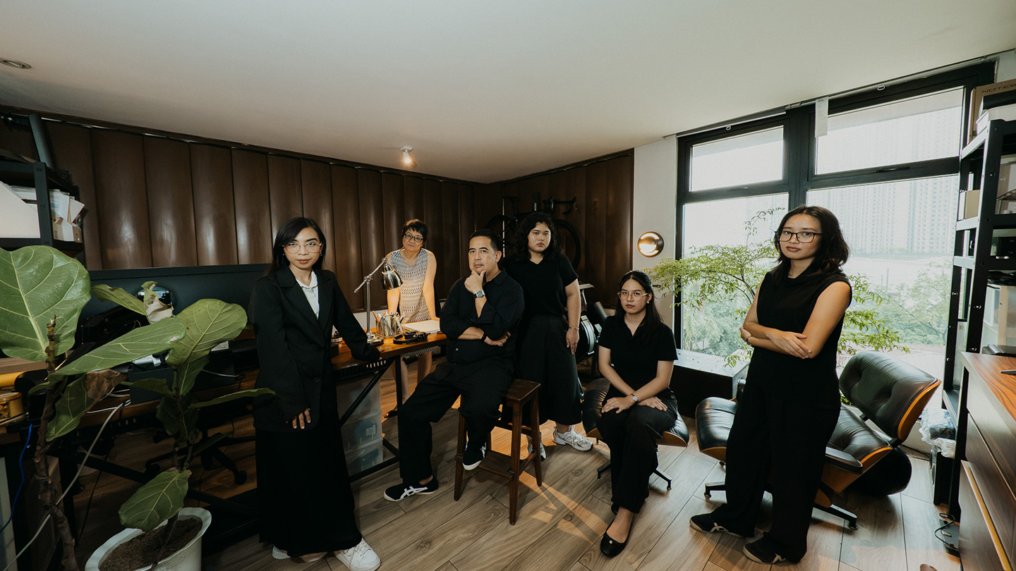 The MET studio team
