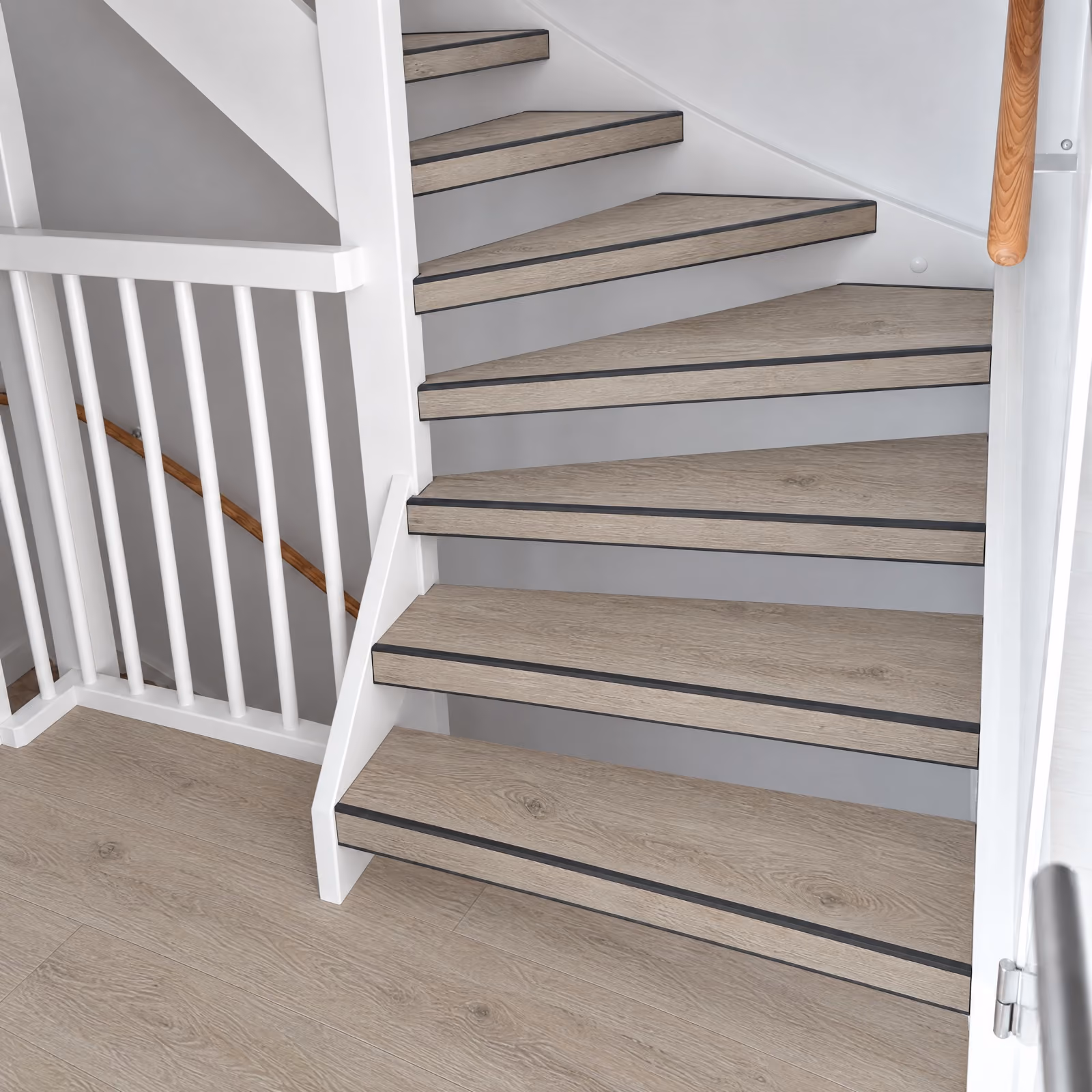 Rustic 014 | LVT trapset