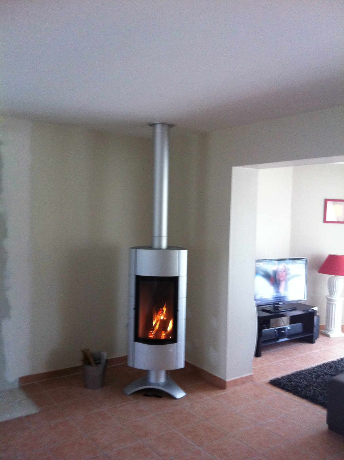 Poêle à bois Spartherm Trias installé à Aubiac