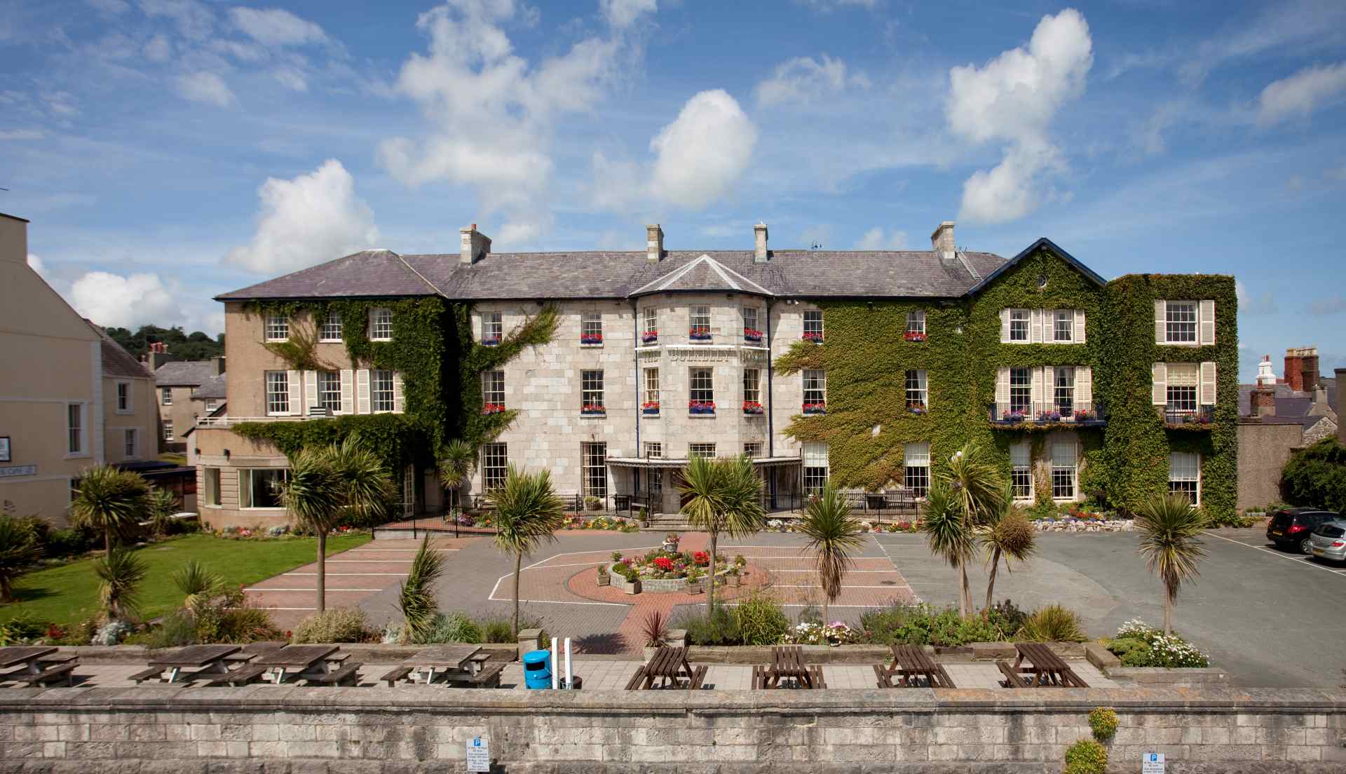 The Bulkeley Hotel exterior.