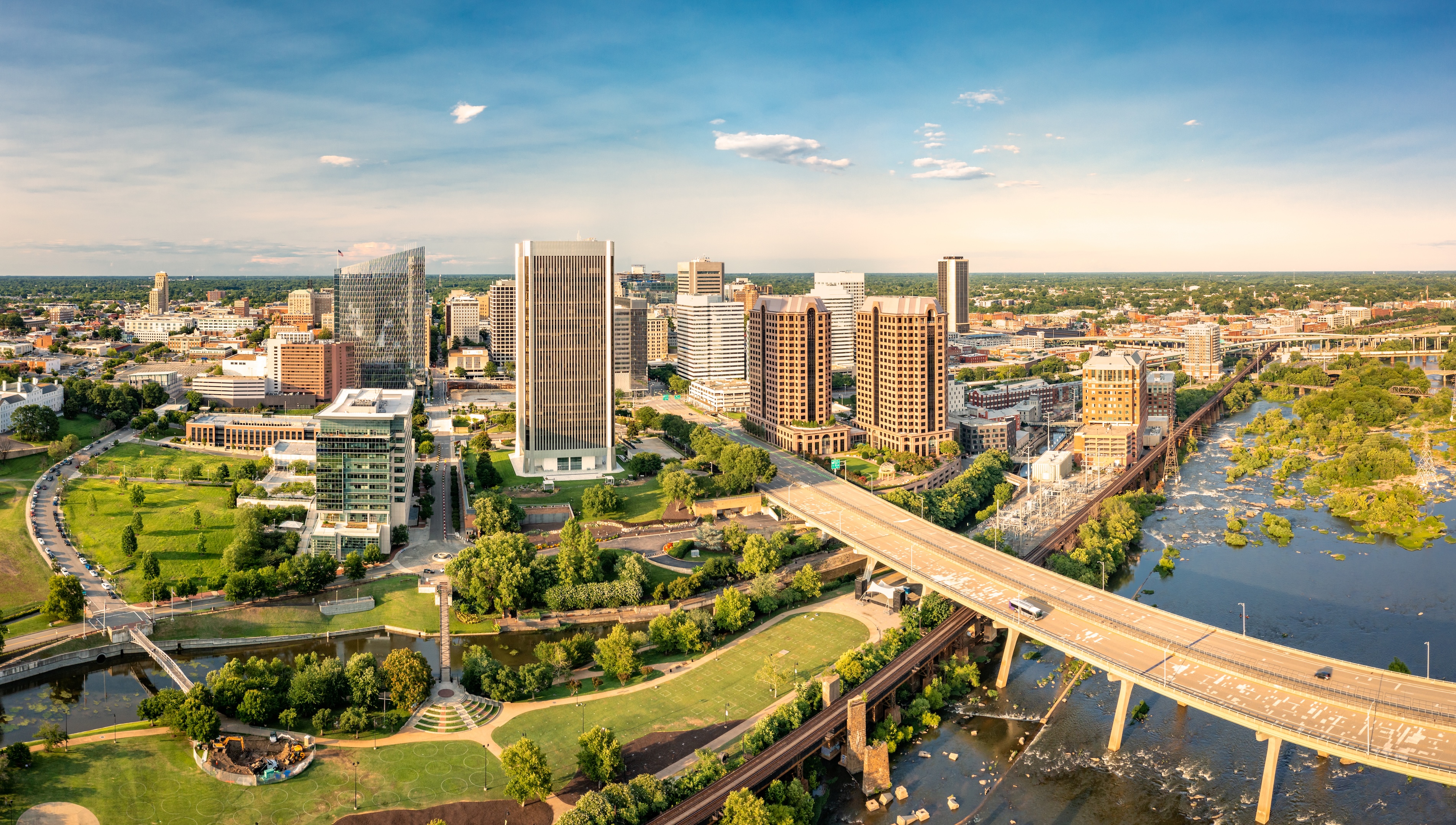 City view of richmond, va stock image