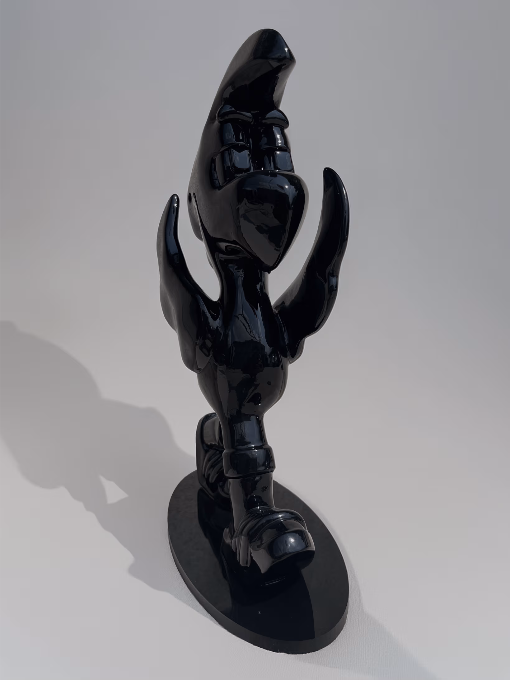 Sculpture Roger le Flamant Rose n°1 – Noir brillant, sculpture, 2025, vue complémentaire 2