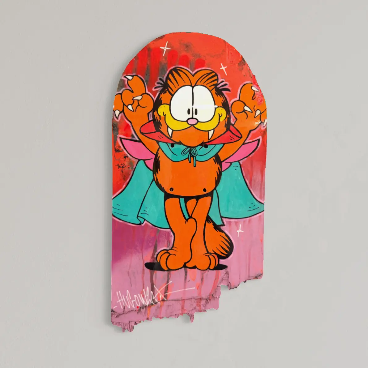 Série « Roll-In » #8, planche de skate peinte, Garfield en vampire avec une cape turquoise, sur fond rouge et rose, 2026
