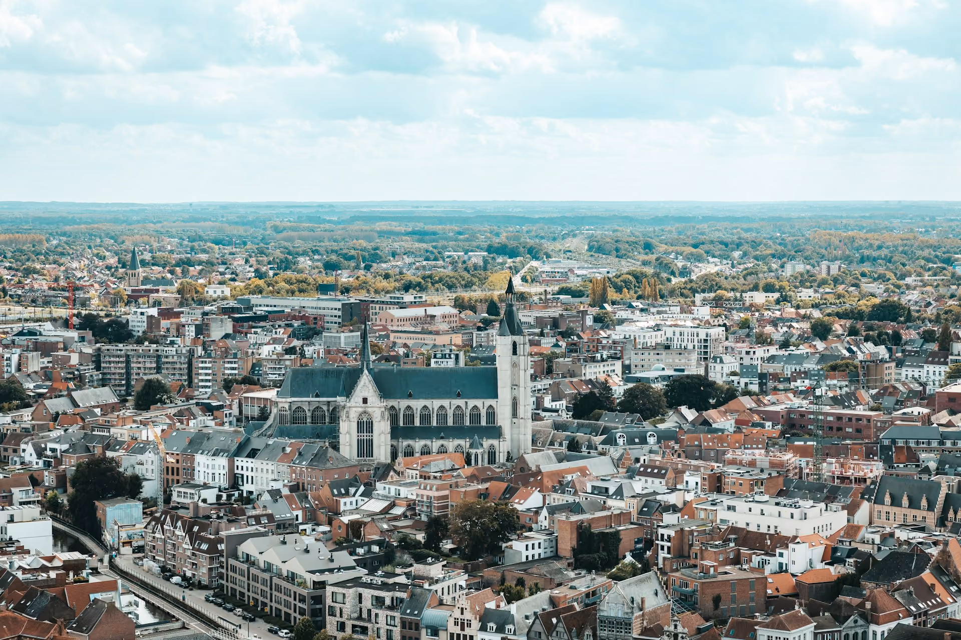 Photo of Stad Mechelen by <a href="https://unsplash.com/@edelputte?utm_source=unsplash&utm_medium=referral&utm_content=creditCopyText">Eduard Delputte</a> on <a href="https://unsplash.com/photos/a-view-of-a-city-from-a-high-point-of-view-jGKdXx6Yk_0?utm_source=unsplash&utm_medium=referral&utm_content=creditCopyText">Unsplash</a> 