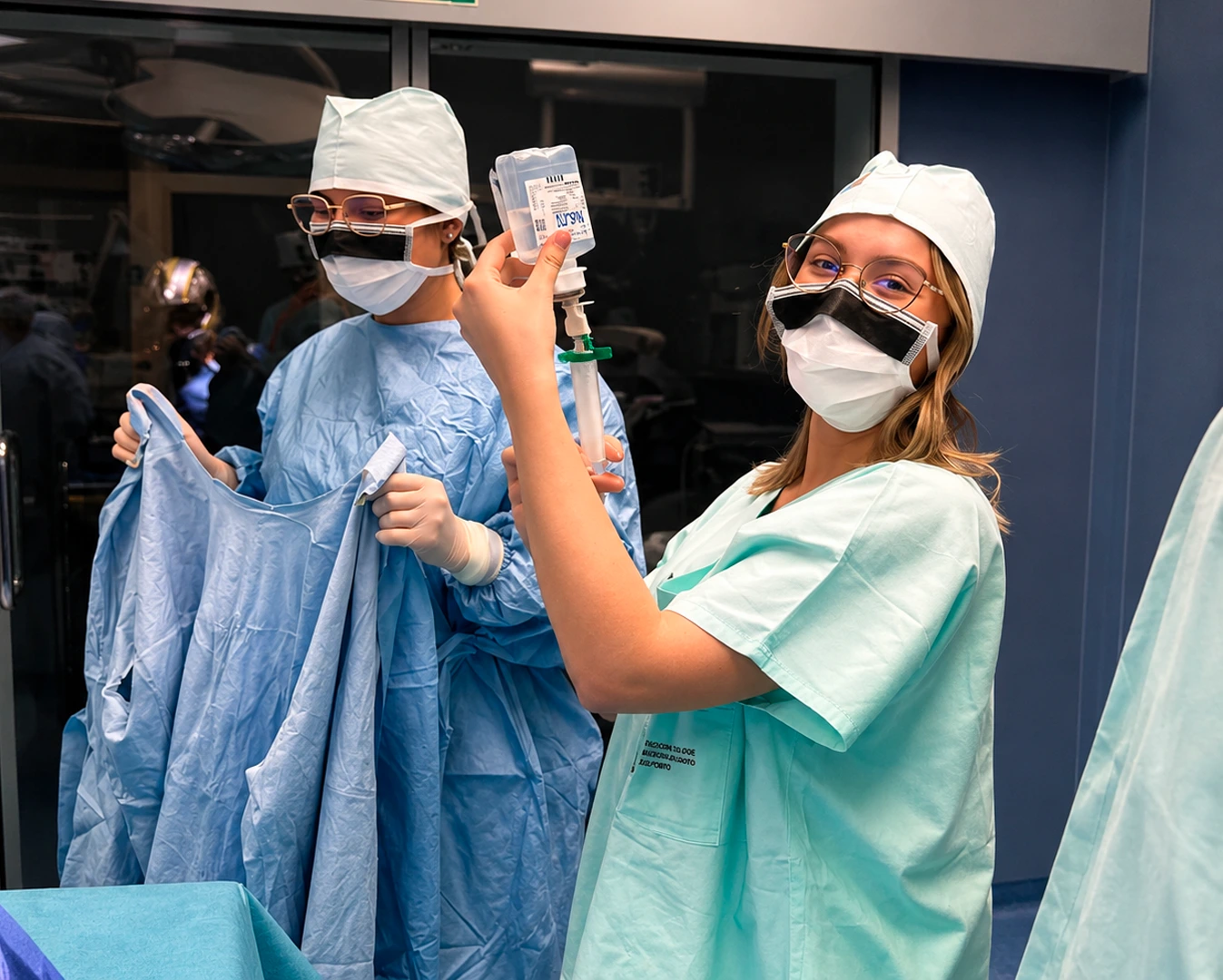 Medical students in surgical training