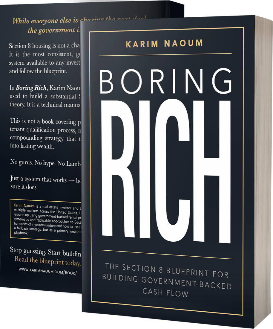 Boring Rich by Karim Naoum, front and back cover of the paperback