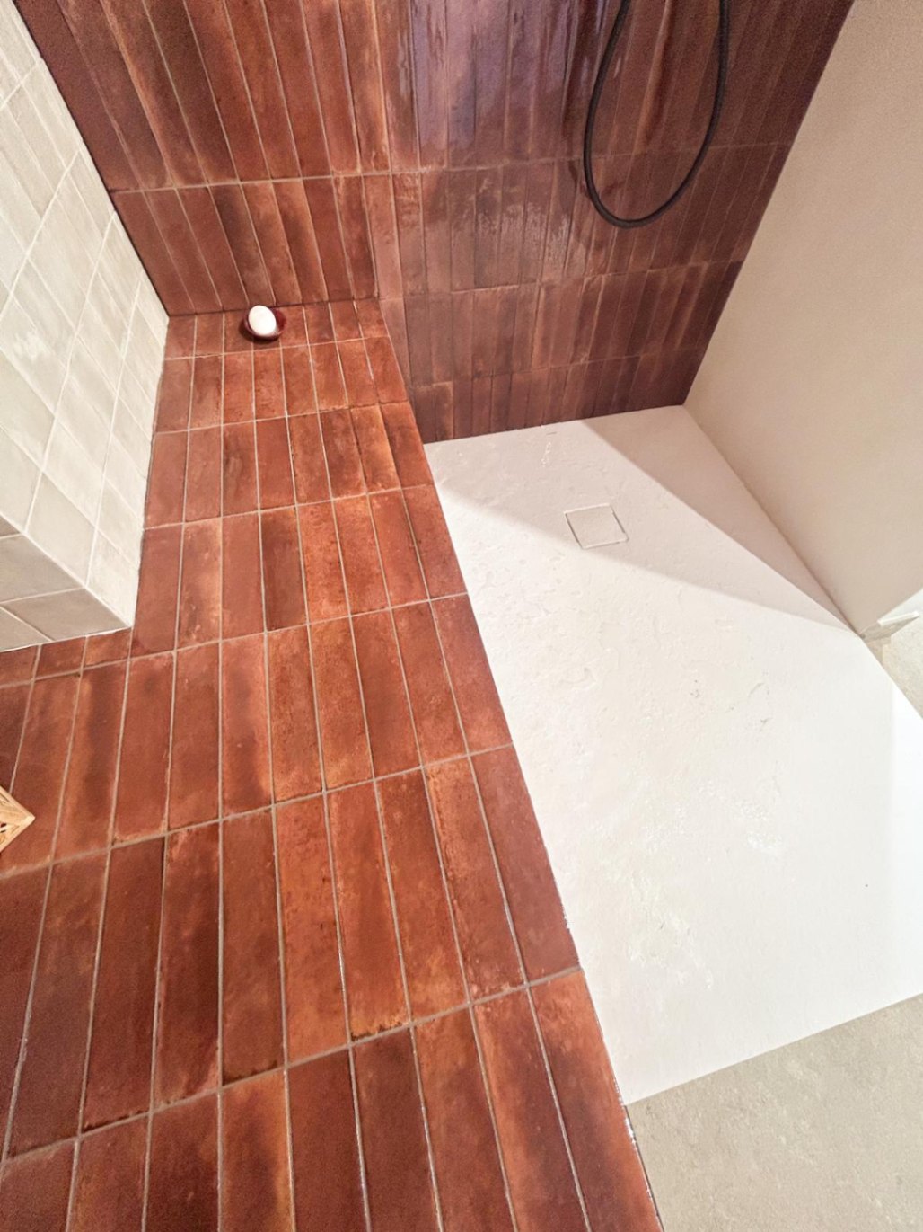 salle de bain carreaux organique double vasque