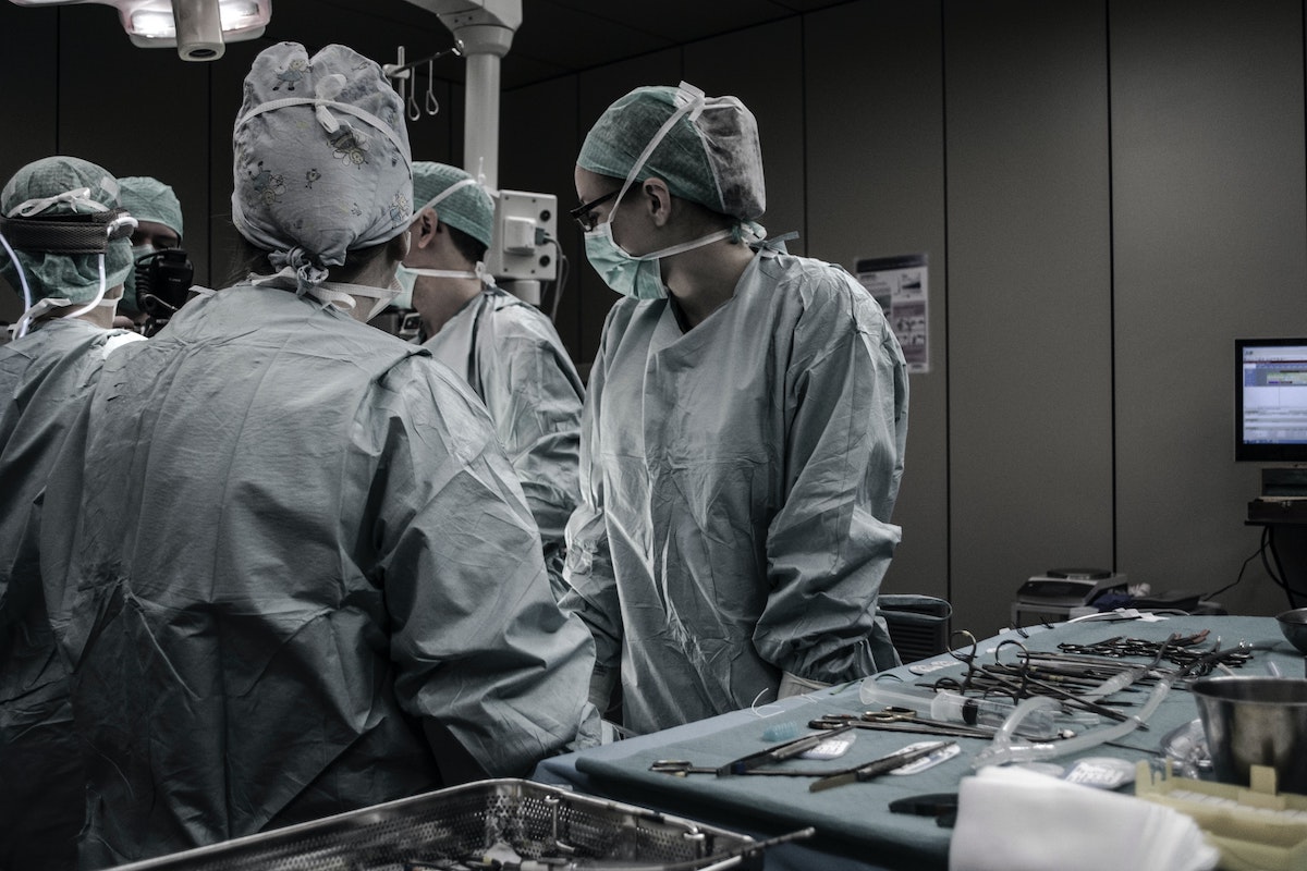 Die neuesten Entwicklungen in der KI-Chirurgie