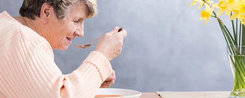 How Scent Can Help Memory Care Patients Regain Appetite