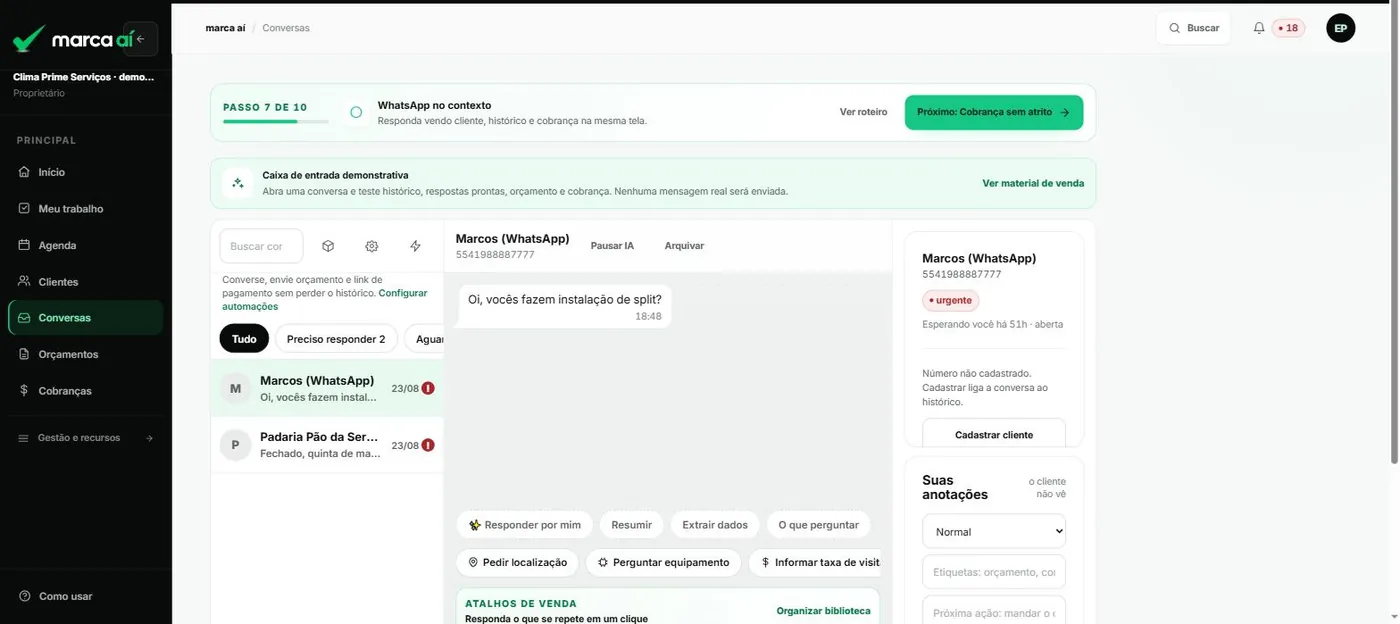 Caixa de entrada do WhatsApp com a conversa aberta e os atalhos de venda