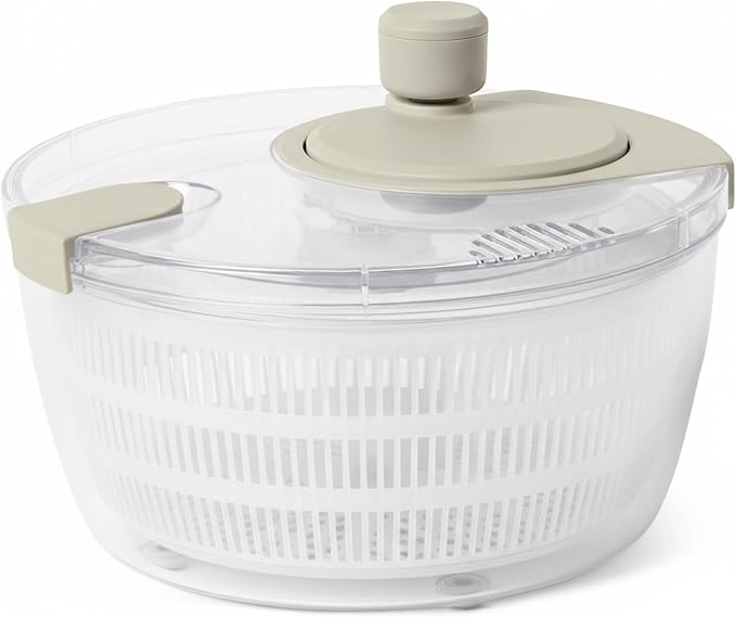 Amazon Basics 4.2-Quart Salad Spinner