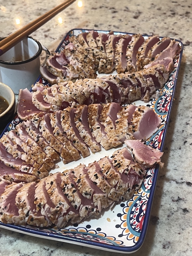Seared tuna sashimi platter