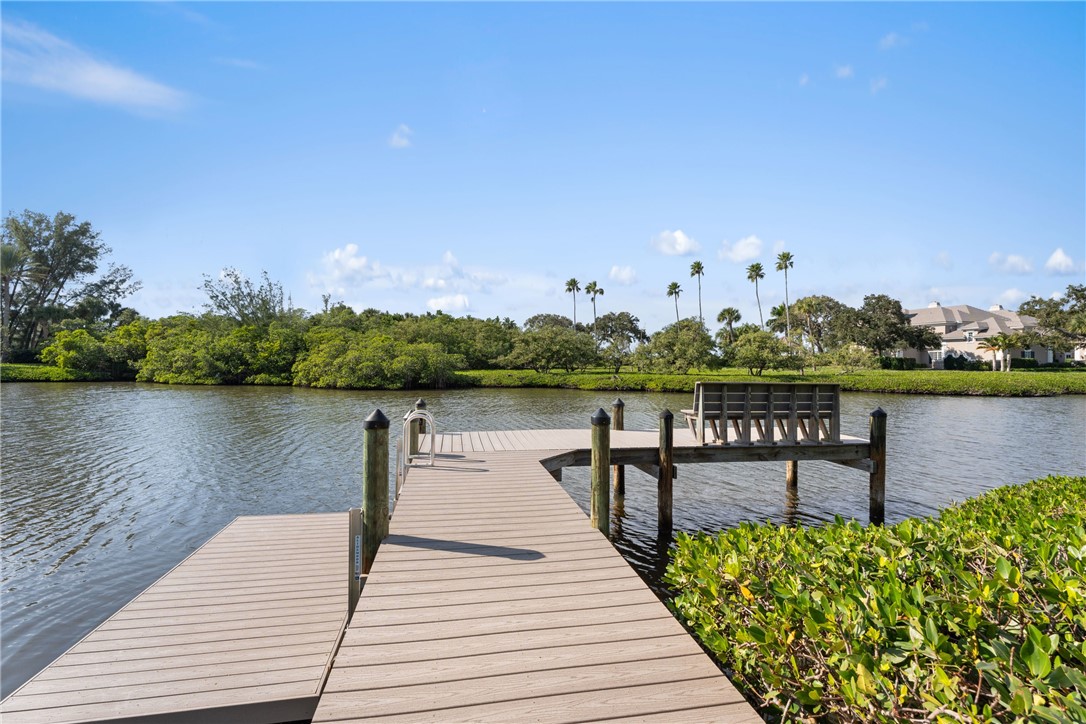 Dock