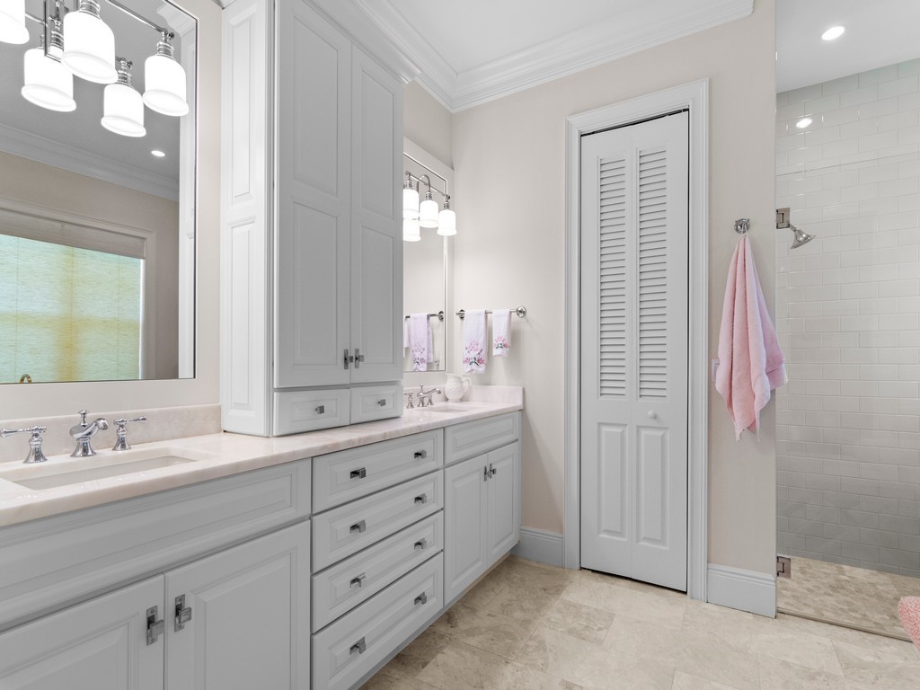 Primary Ensuite with Dual Vanity