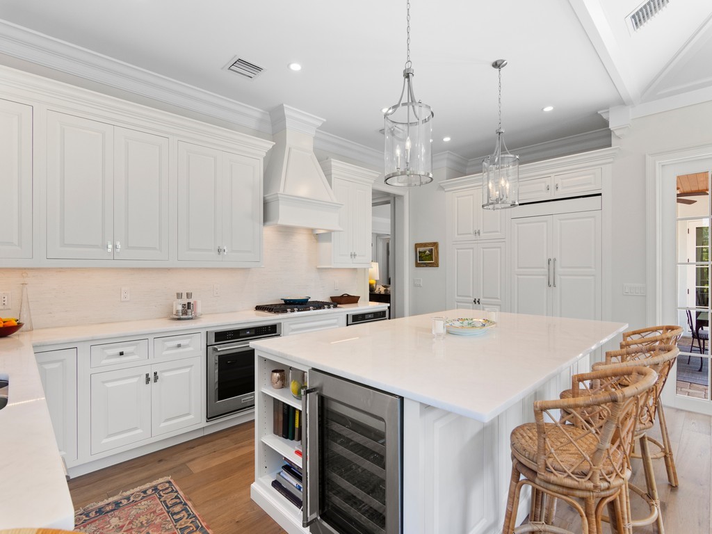 Breakfast Counter with Wine Cooler in Kitchen