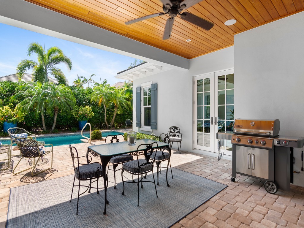 Covered Outdoor Dining