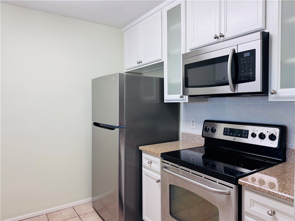 Stainless appliances