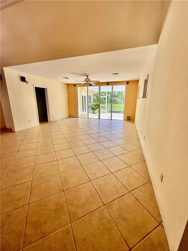 Expansive tiled flooring