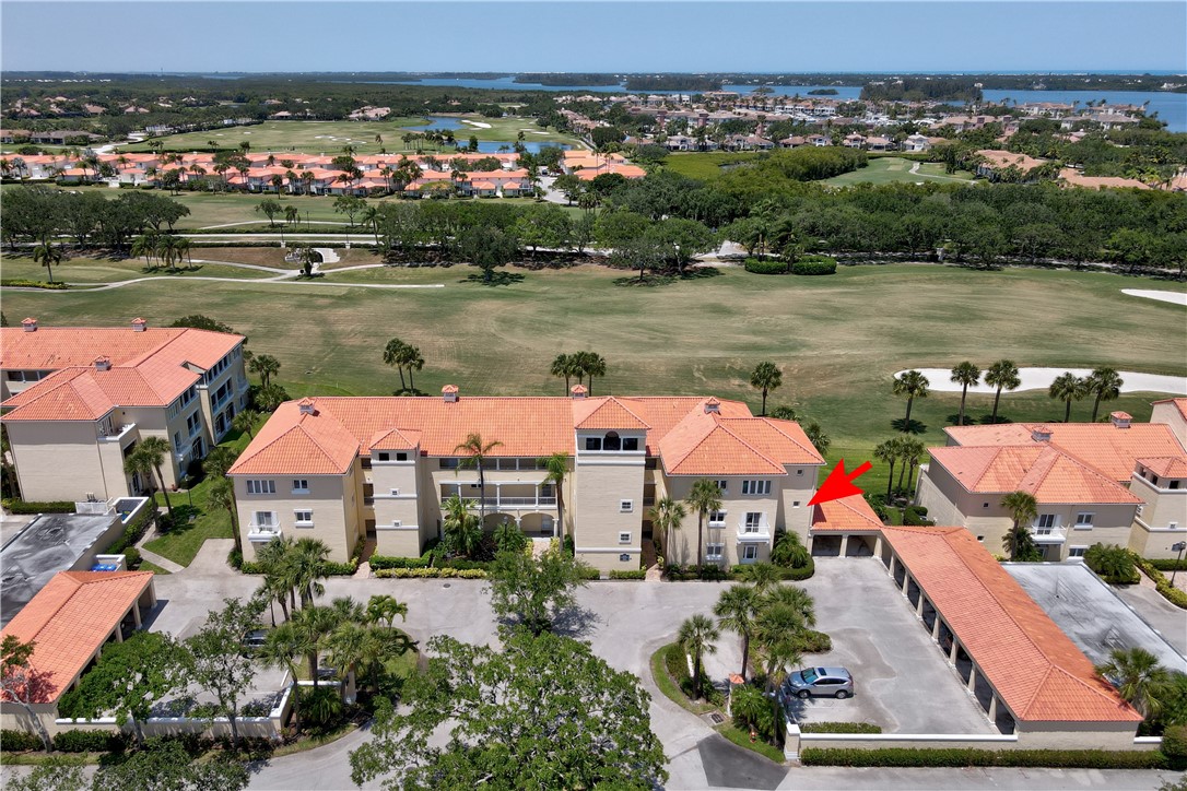 Golf course views in this riverfront community