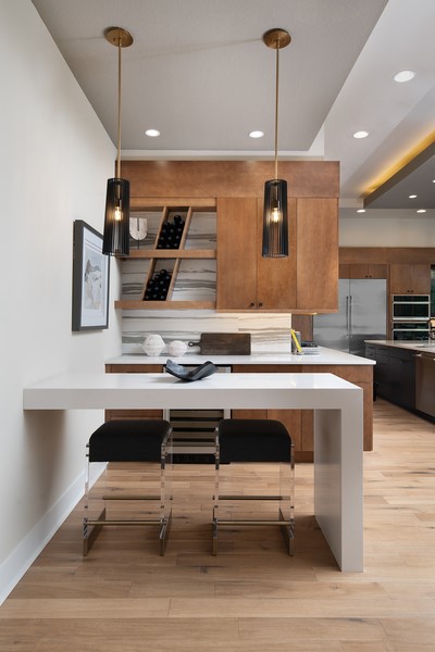 Dry Bar