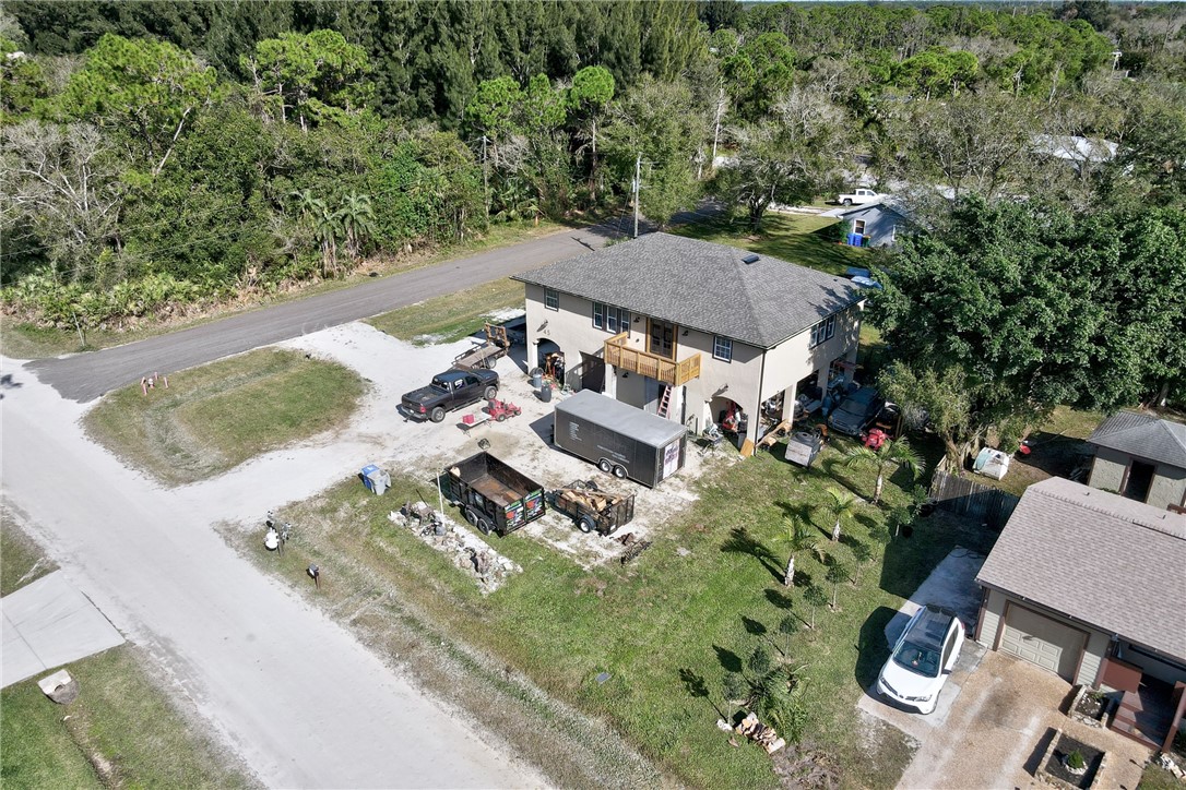 Aerial view of property and surrounding area
