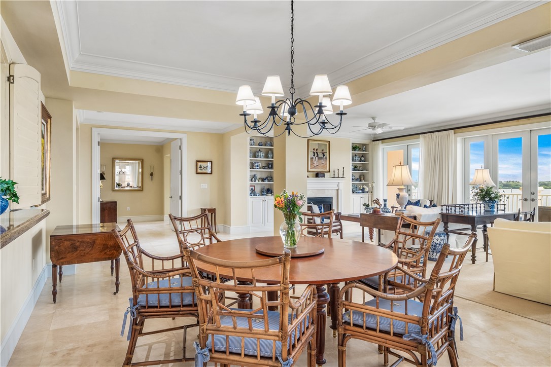 Formal Dining