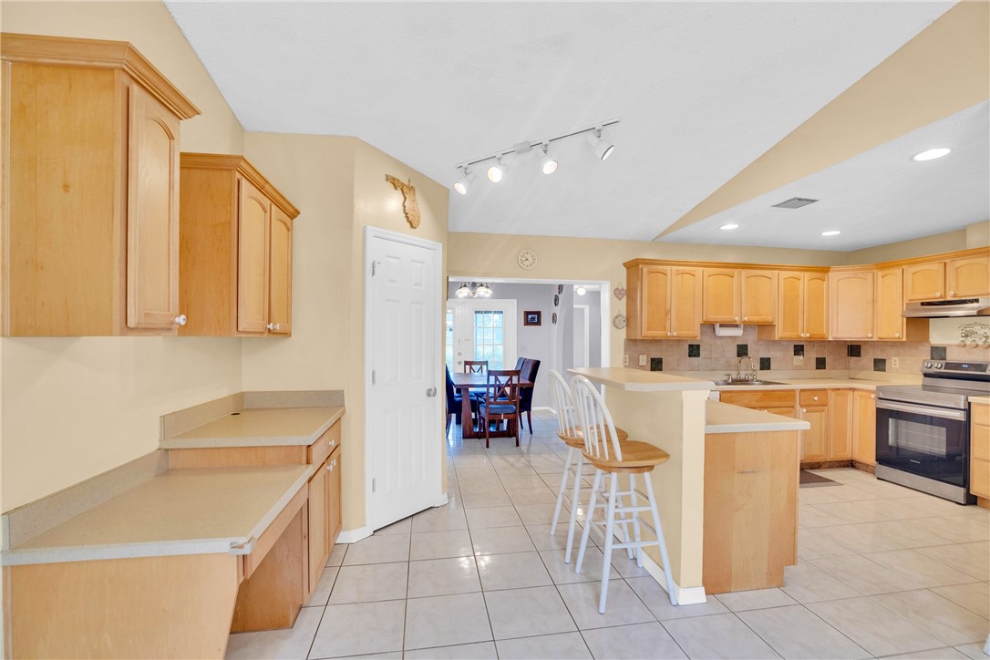 Large kitchen for entertaining