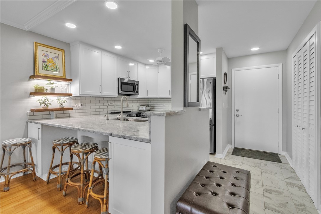STUNNING upgraded Kitchen!