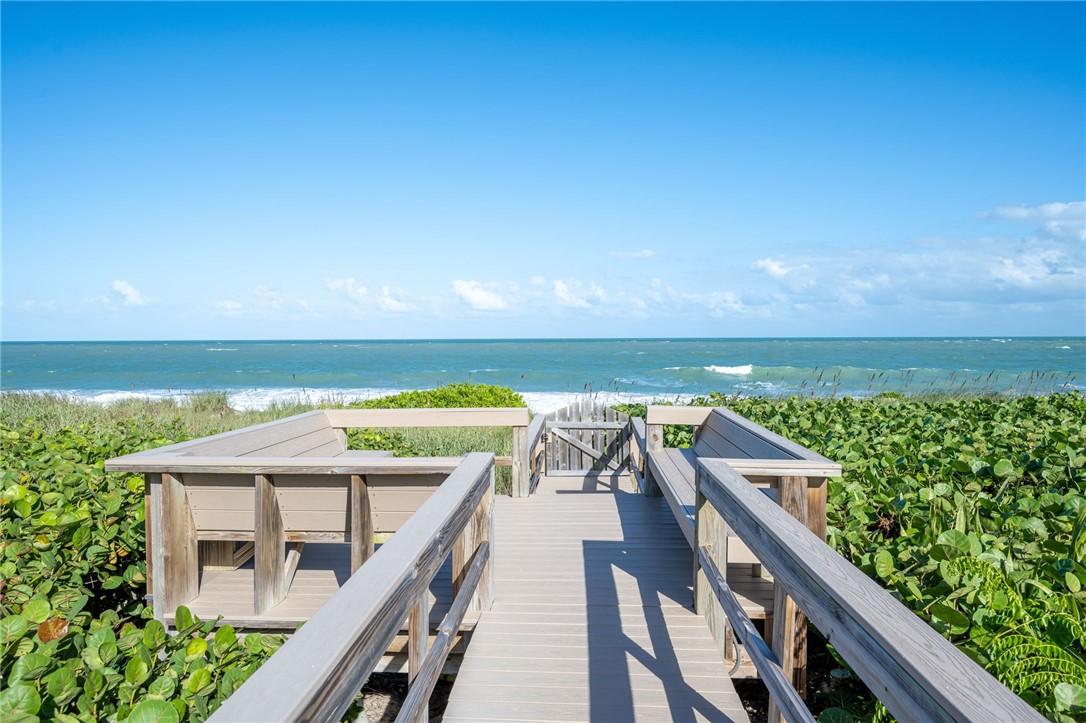 Sabal Reef private beach access