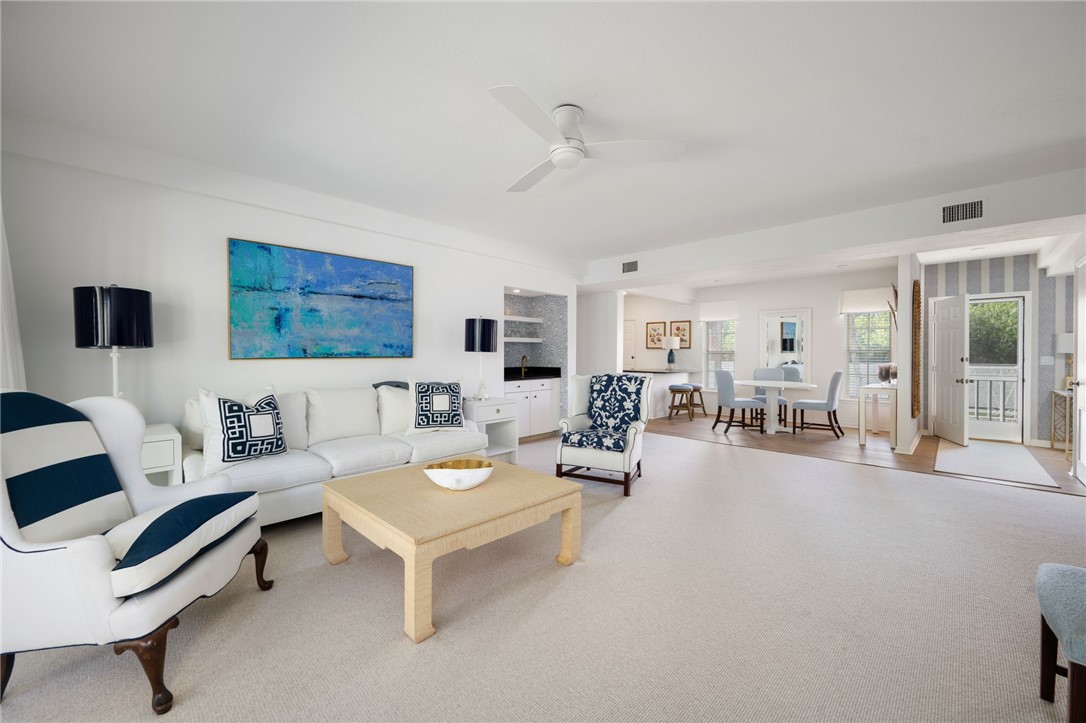Bright, fresh, sunny living space
