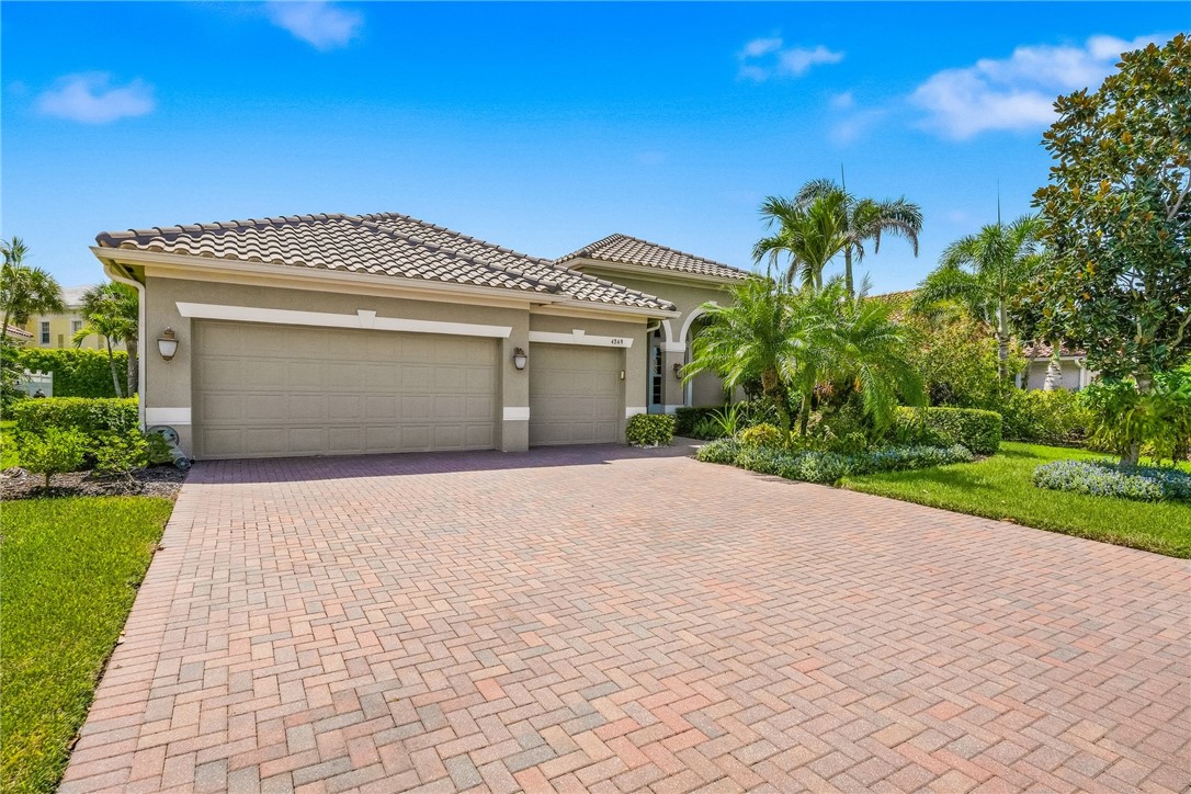 3-Car Garage!