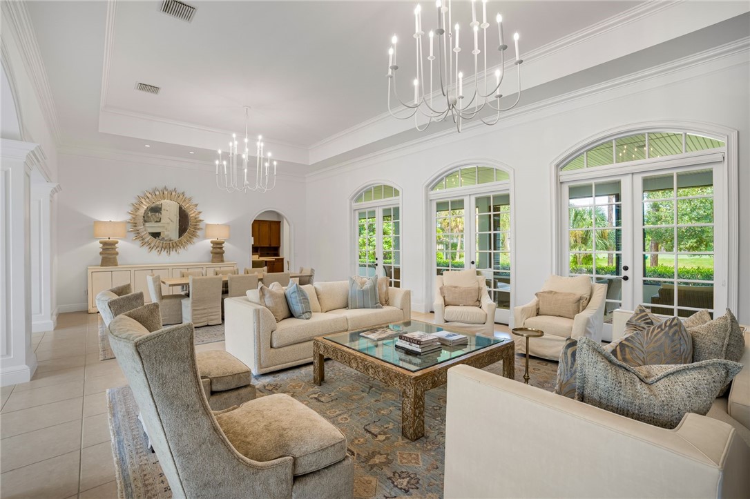 GRACIOUS OPEN-CONCEPT LIVING DESIGNED FOR EFFORTLESS ENTERTAINING