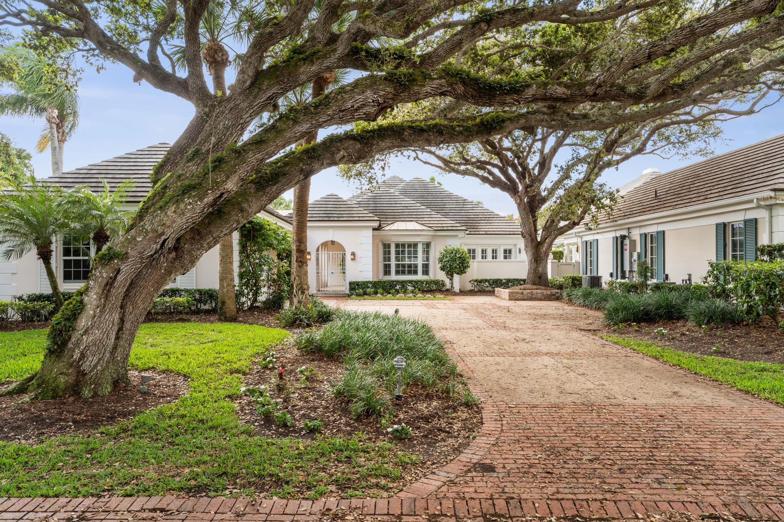 230 Sundial Court