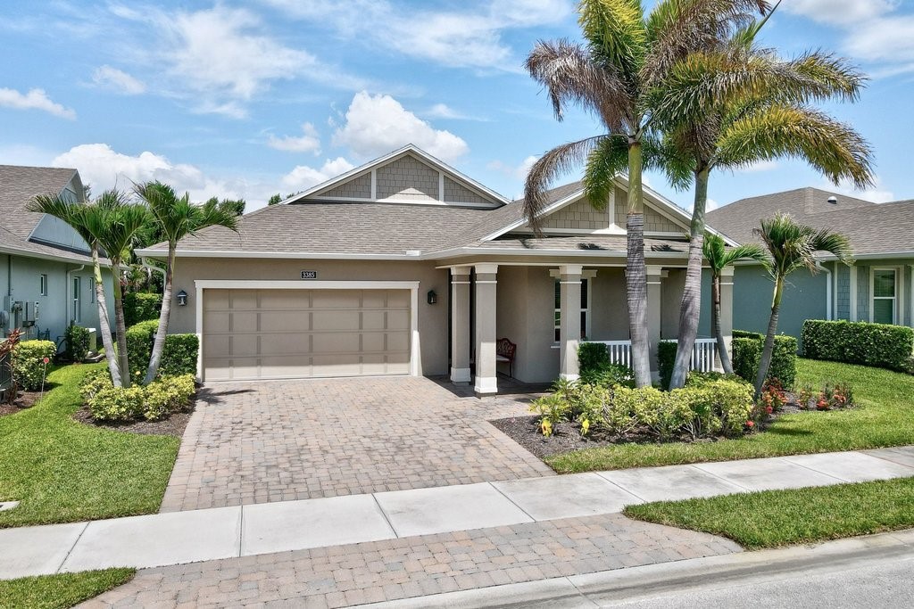 Front view of home