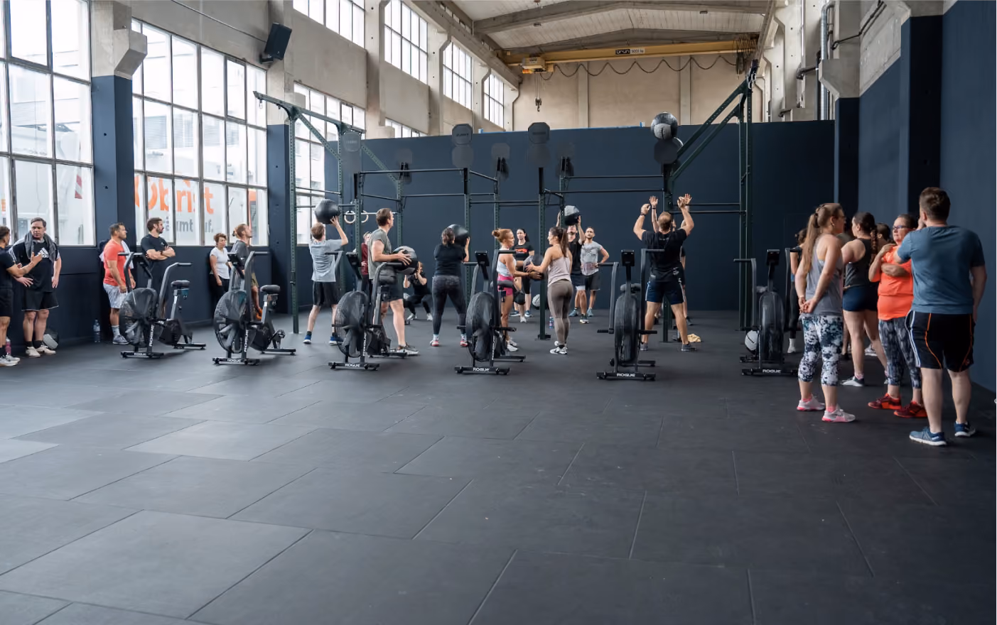 Gruppentraining im CrossFit-Studio