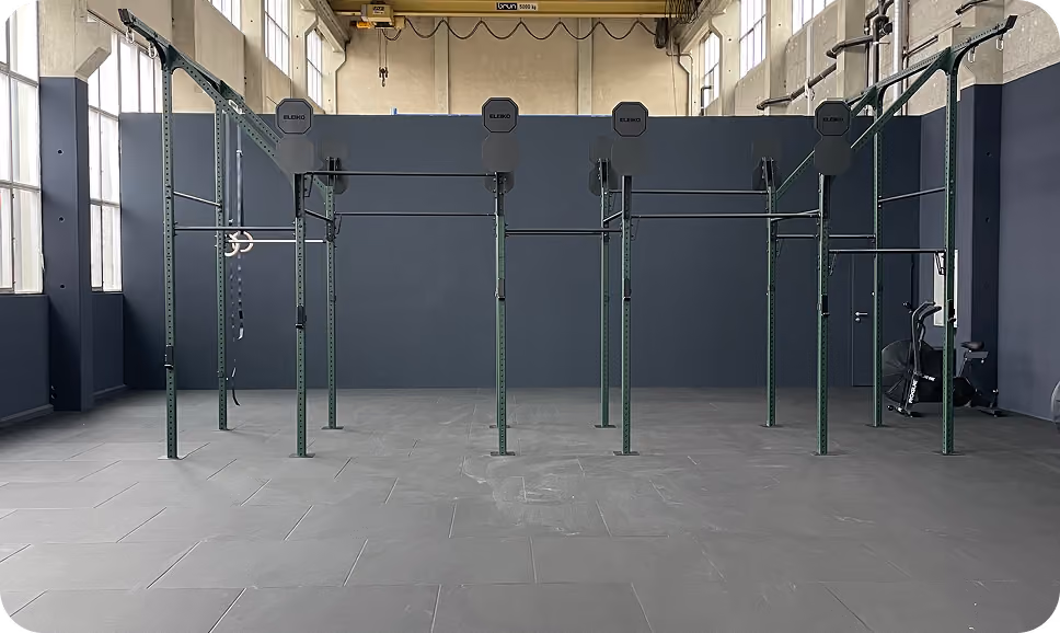Trainingsbereich mit Rigs im CrossFit Baden