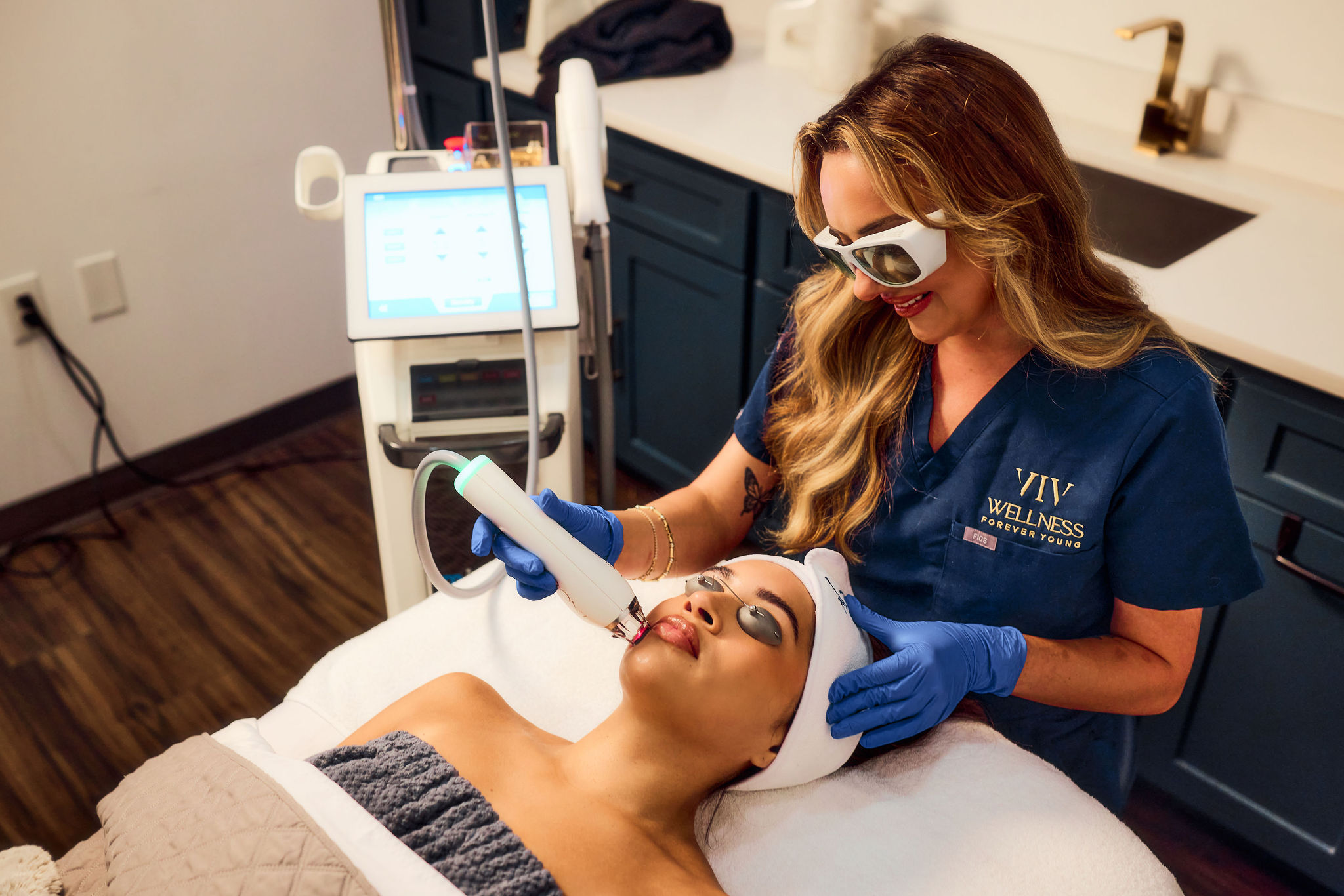 MOXI laser resurfacing at VIV Wellness