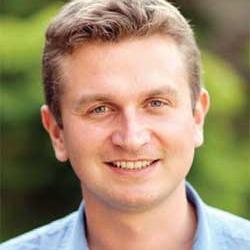 Ian Henderson