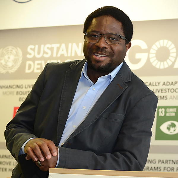 Appolinaire Djikeng