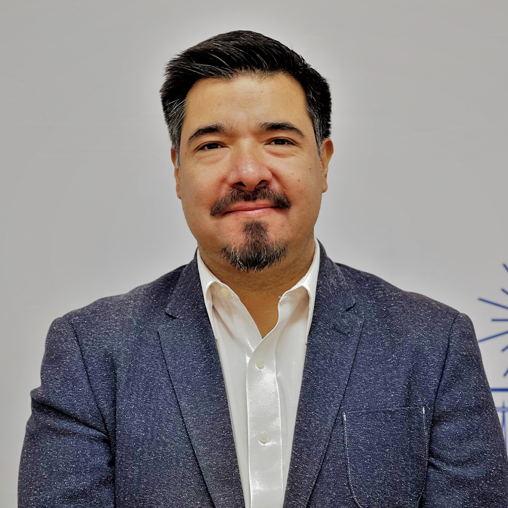 Dr. José M. Yáñez