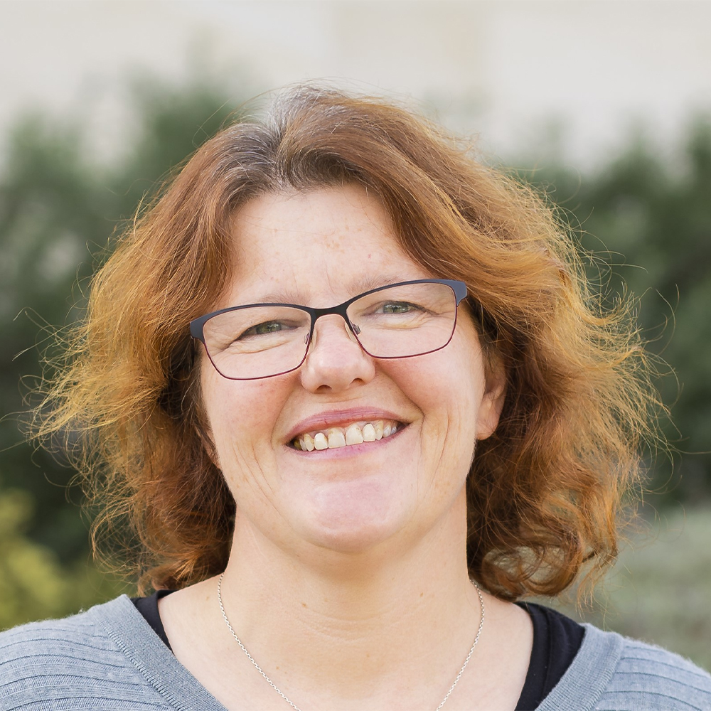 Suzanne Rowe