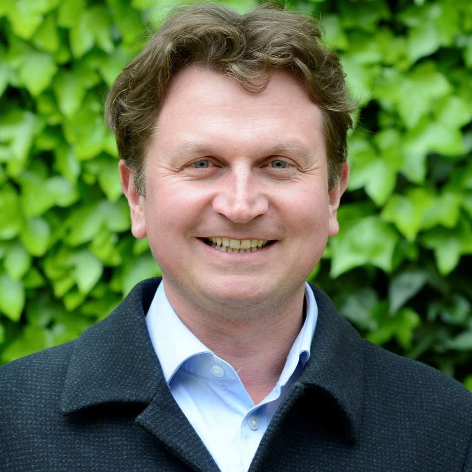 Ian Henderson