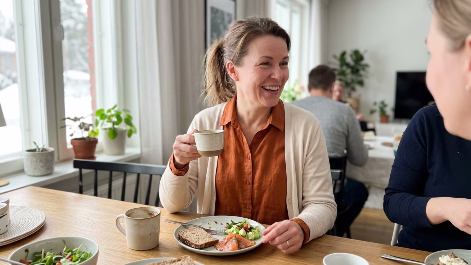 Finnish Study Links Higher Coffee Intake to Less Body Fat and More Skeletal Muscle in Midlife Adults