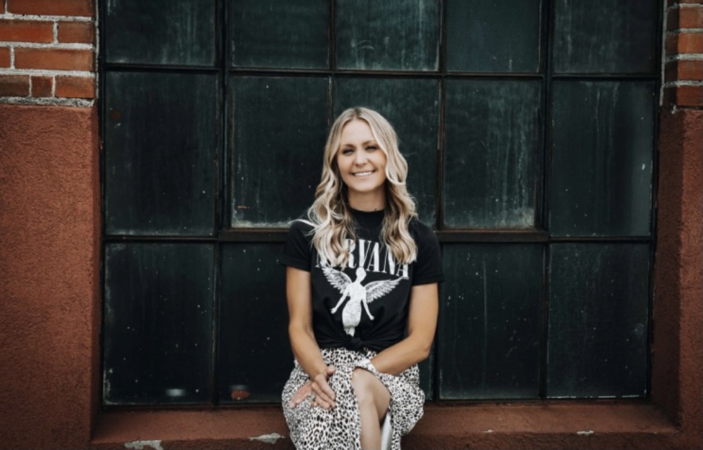 Erica Hull, massage at Polished Salon Suites
