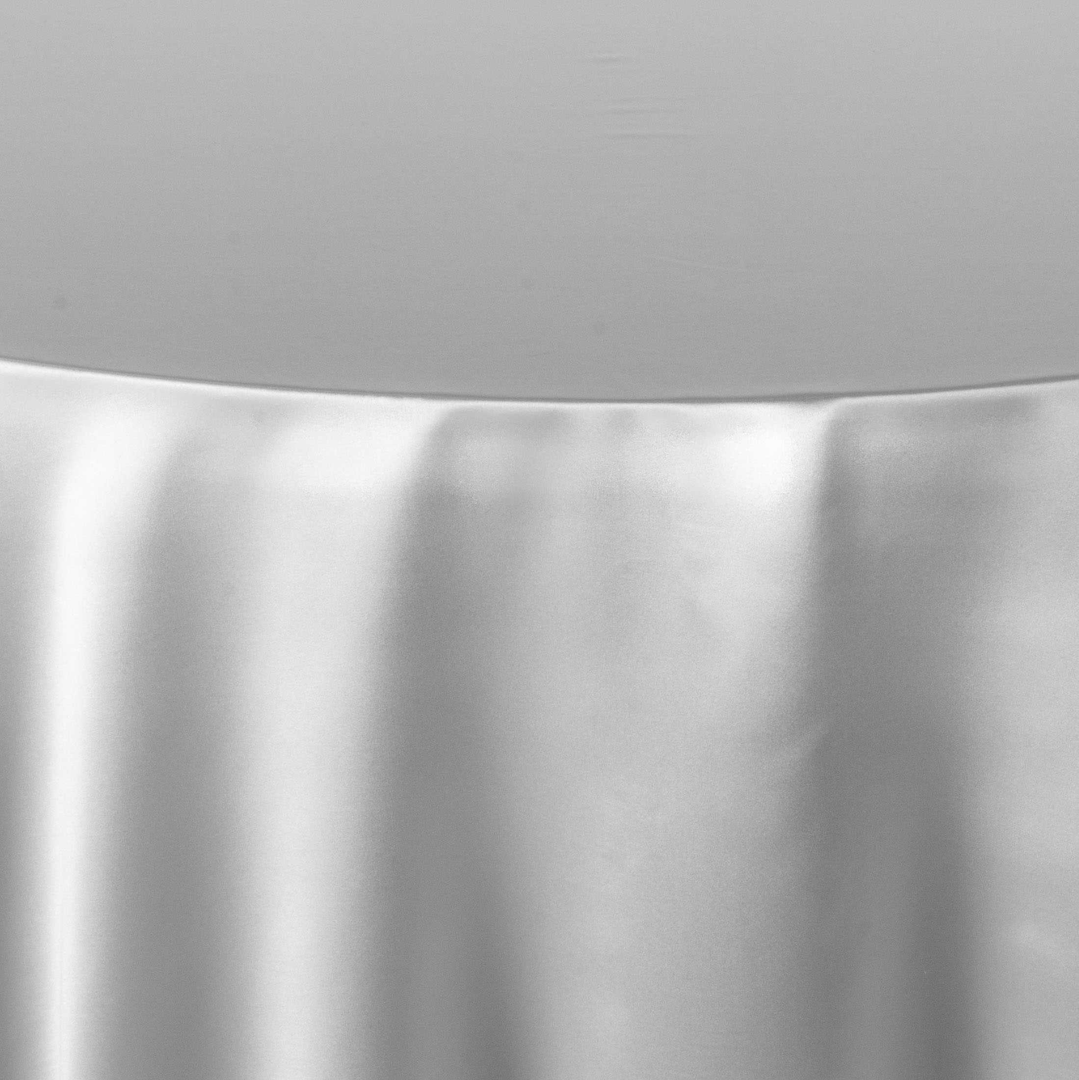 Lamour Lt. Silver Tablecloth