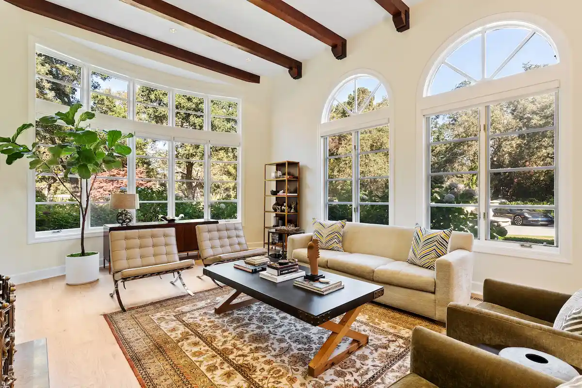 GreenOaks Dr, the interiors